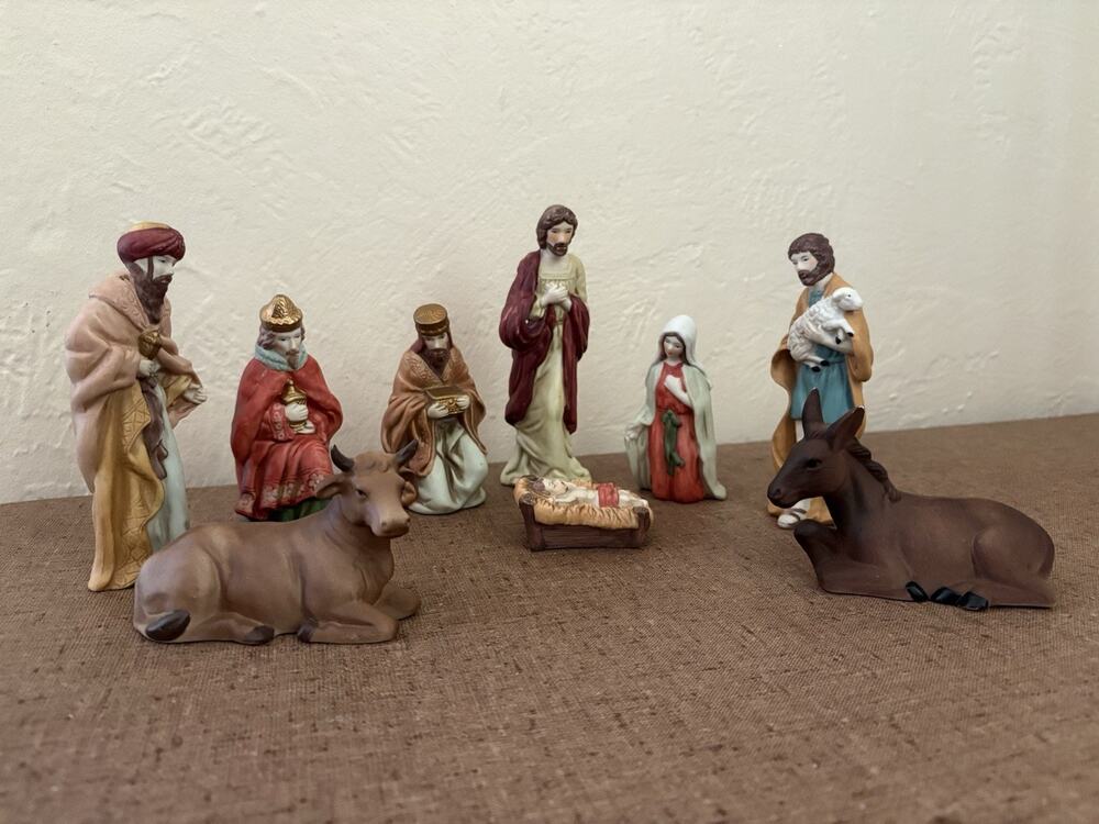 Vintage Nativity Set 9 Figurines Ceramic Mary Joseph Jesus Wise Men Donkey Cow